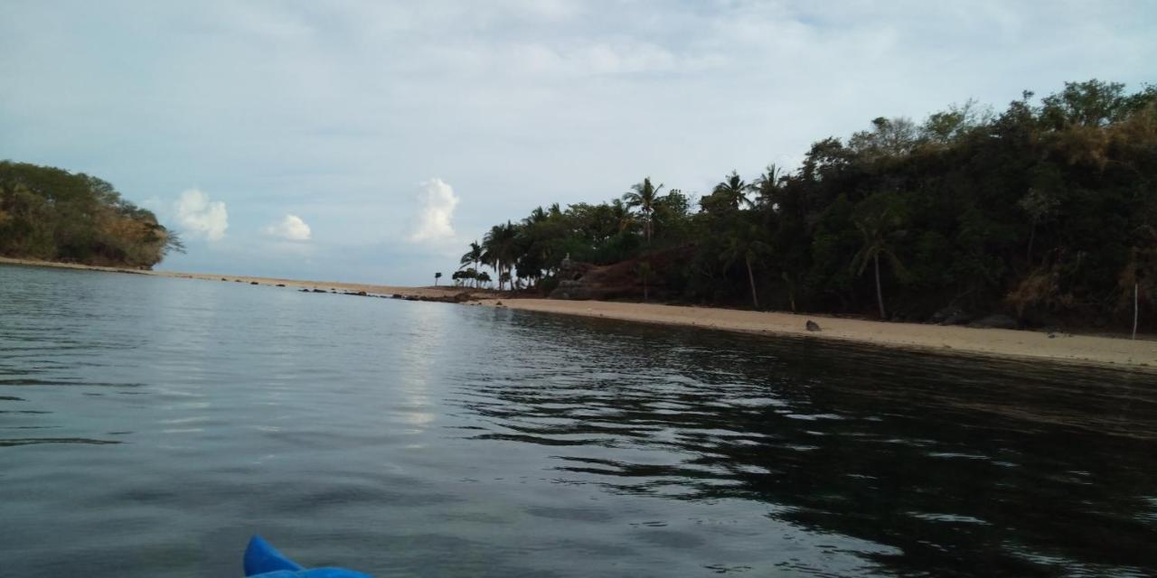 Sand Bar Beach Resort Nasugbu Esterno foto